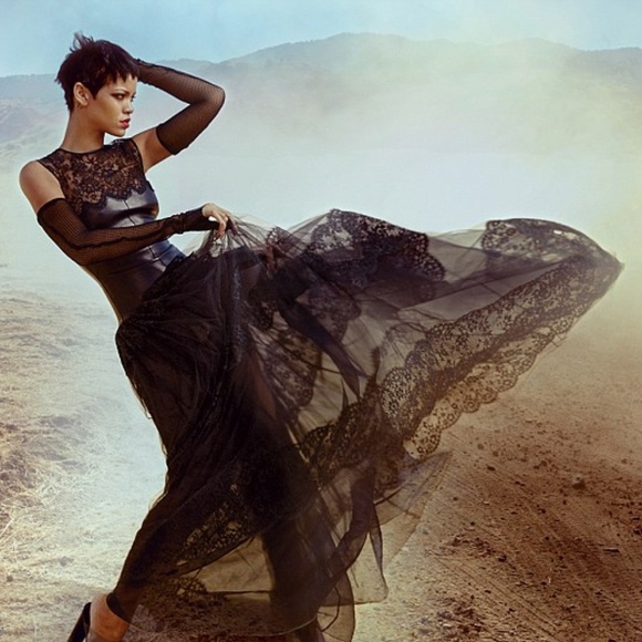 🍒 LACE LONG GLOVES FINGERLESS GLOVES HIGH SLEEVE BLACK FANCY BURLESQUE ELEGANT - Picture 2 of 7